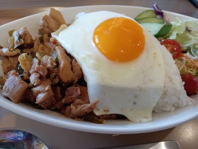 肌寒くなりましたね