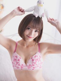 村上かえで